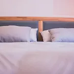Πανσιόν Luxury Seaside House Noble- 5 Star Apartmant And 3*