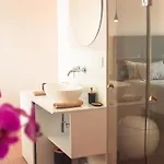 Luxury Seaside House Noble- 5 Star Apartmant And Πανσιόν 3*