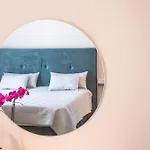Luxury Seaside House Noble- 5 Star Apartmant And Πανσιόν 3*