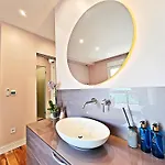 Guest house Luxury Seaside House Noble- 5 Star Apartmant And
