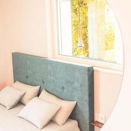 Luxury Seaside House Noble- Location In Town *