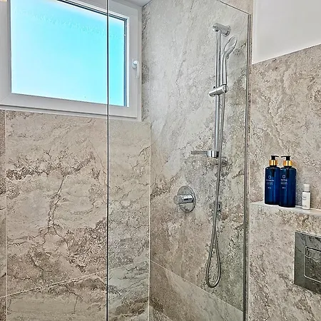 Luxury Seaside House Noble- Location In Town Guest house Split
