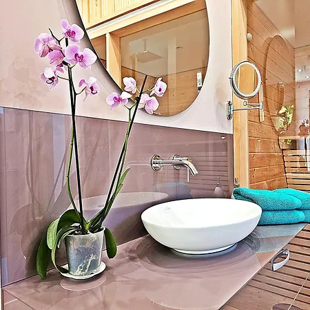 Luxury Seaside House Noble- Location In Town Guest house