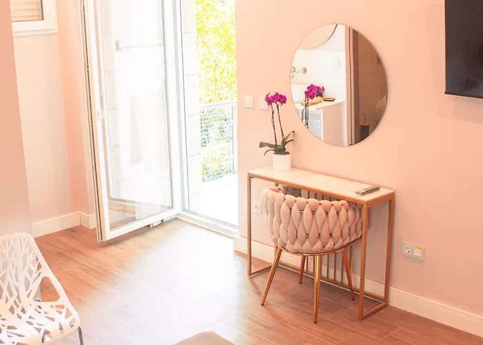 Luxury Seaside House Noble- 5 Star Apartmant And 3* 斯普利特