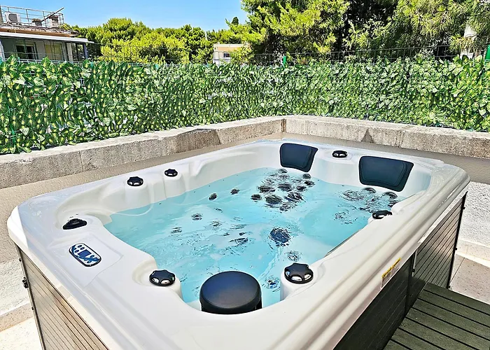 Luxury Seaside House Noble- 5 Star Apartmant And 招待所 斯普利特