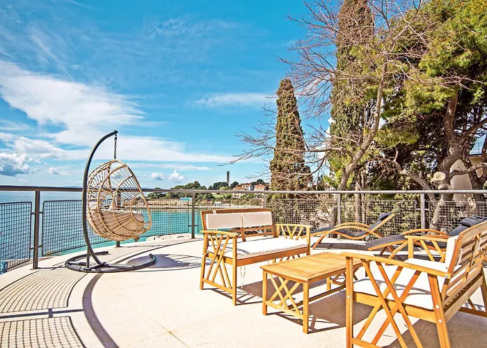 Luxury Seaside House Noble- 5 Star Apartmant And 招待所